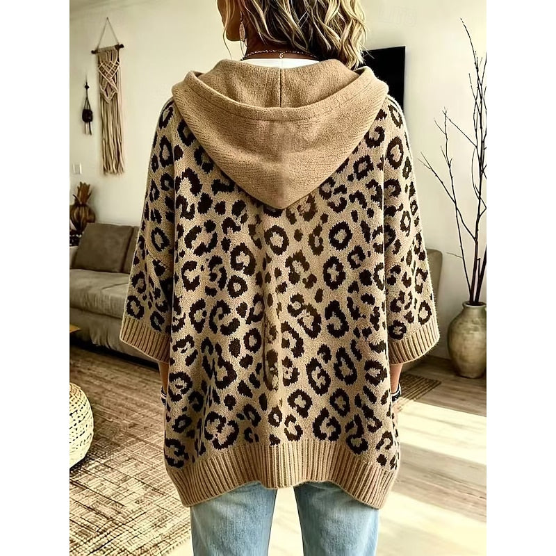 Capucine | Pull Poncho à Capuche Motif Léopard